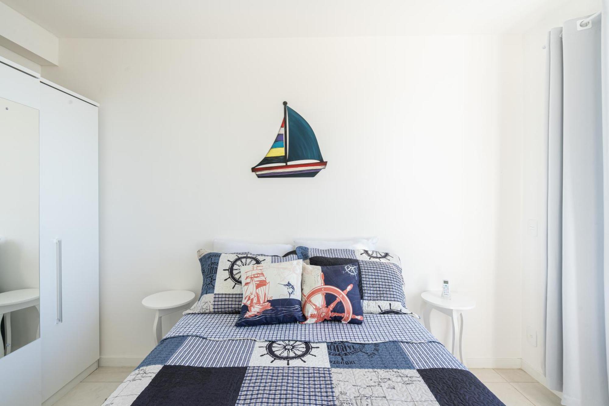 Apartamento Em Bal 150 M Da Com Sacada, Wi-fi, Piscina, Portaria 24h, Playground E Vaga De Garagem