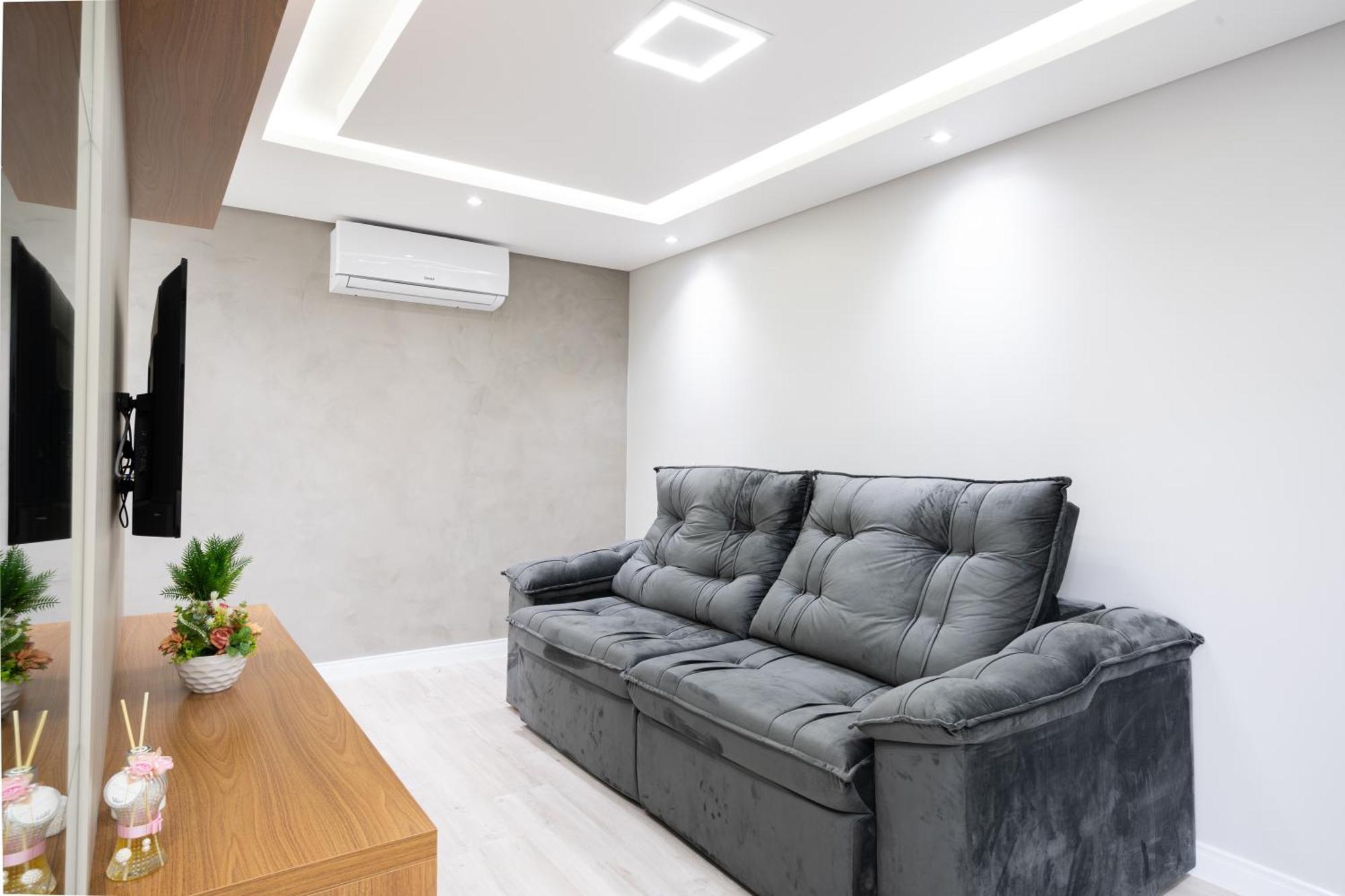 Apartamento Em Bal 150 M Da Com Sacada, Wi-fi, Piscina, Portaria 24h, Playground E Vaga De Garagem *
