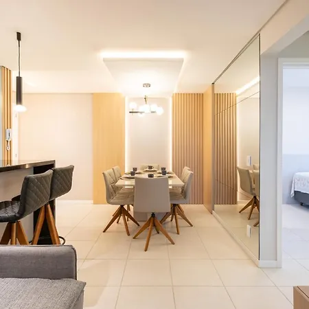 Apartamentos Piçarras: Beachfront Comfort with Pool and 24/7 Security Exterior photo