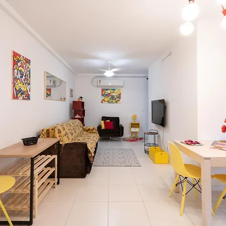 Apartamentos Piçarras: Beachfront Comfort with Pool and 24/7 Security Room photo