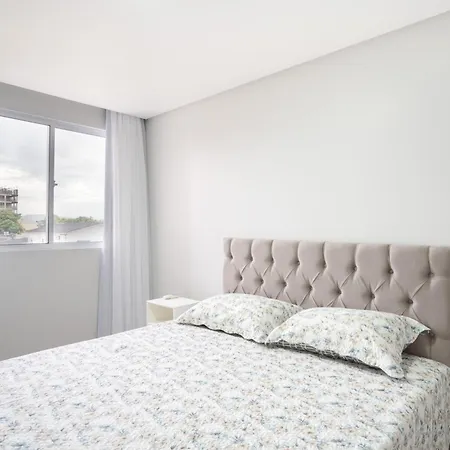 Apartamentos Piçarras: Beachfront Comfort with Pool and 24/7 Security Room photo