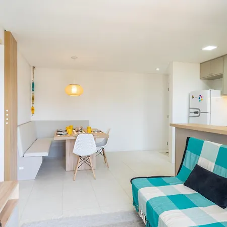 Apartamentos Piçarras: Beachfront Comfort with Pool and 24/7 Security Room photo