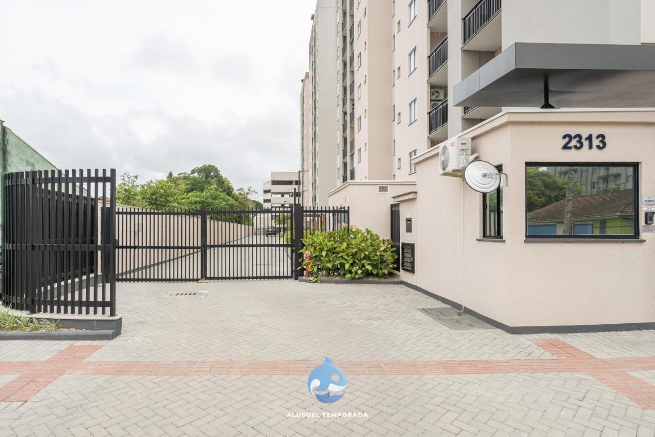 Apartment Piçarras: Beachfront Comfort With Pool And 24/7 Security *