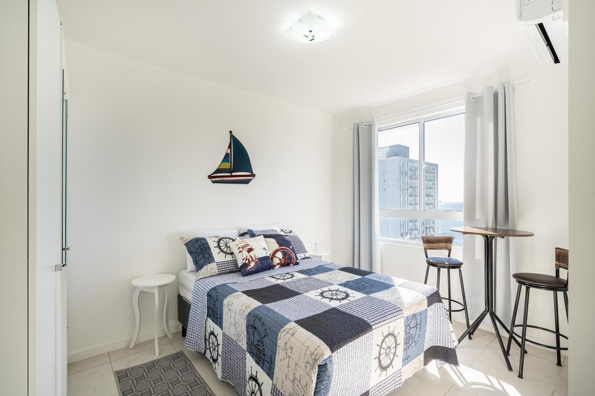 Apartment Piçarras: Beachfront Comfort With Pool And 24/7 Security *