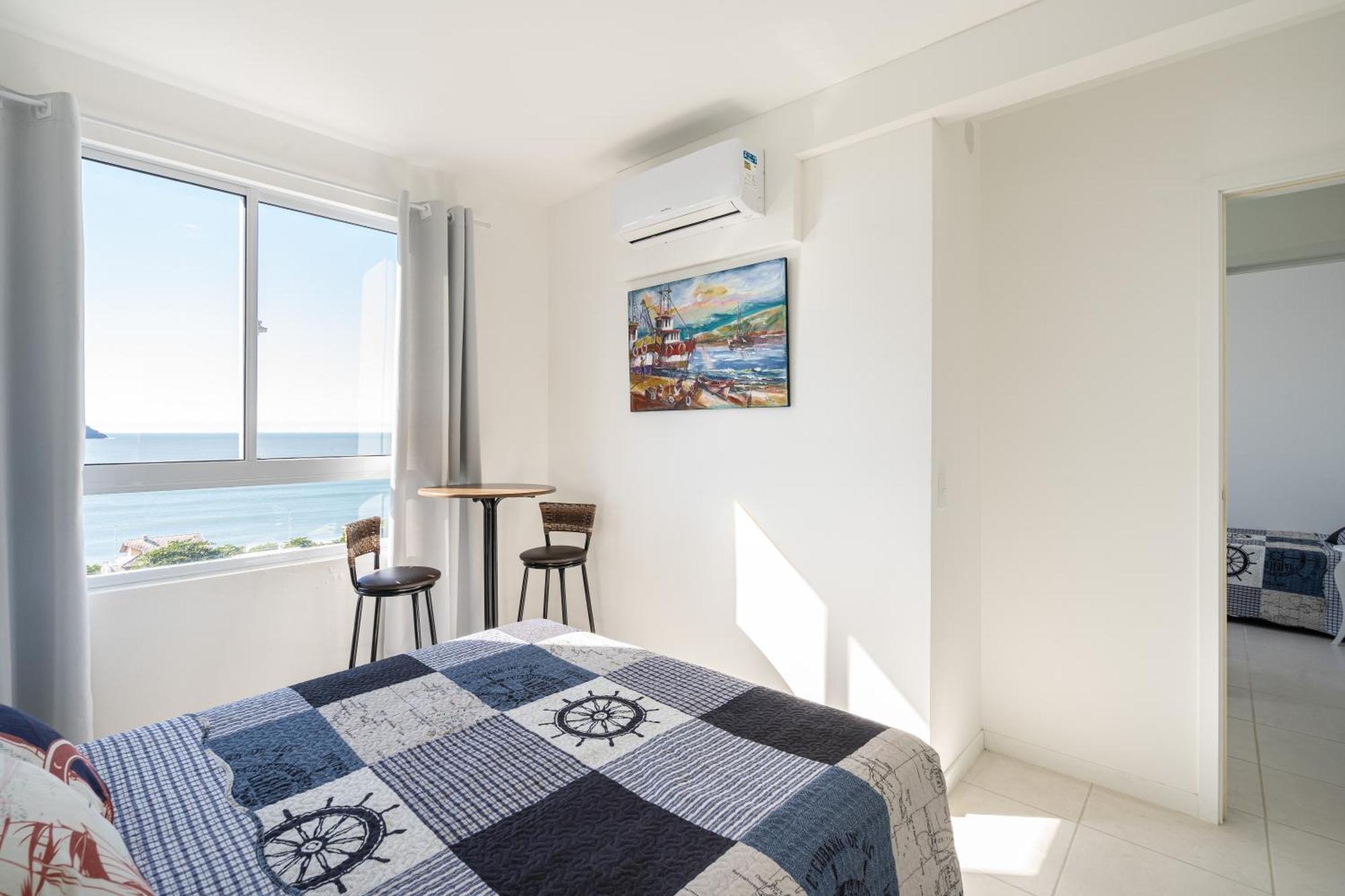 Piçarras: Beachfront Comfort With Pool And 24/7 Security Apartment Picarras