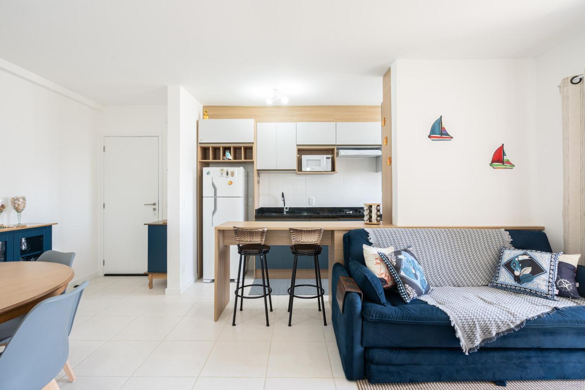 Apartment Piçarras: Beachfront Comfort With Pool And 24/7 Security