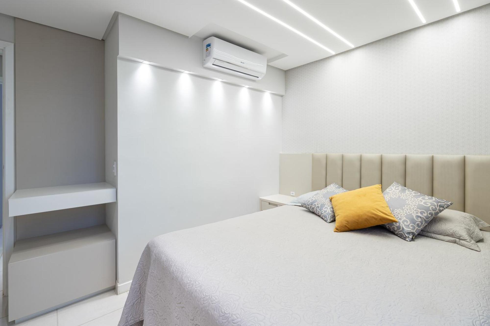 Piçarras: Beachfront Comfort With Pool And 24/7 Security Apartment